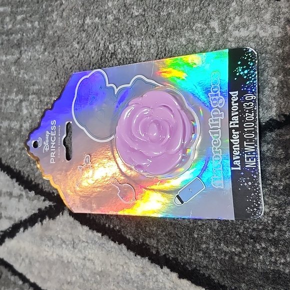 DISNEY PRINCESS SHIMMER LIP GLOSS MOLDED SHAPED LIP BALM NAIL-SET SHAKER… - Picture 11 of 15